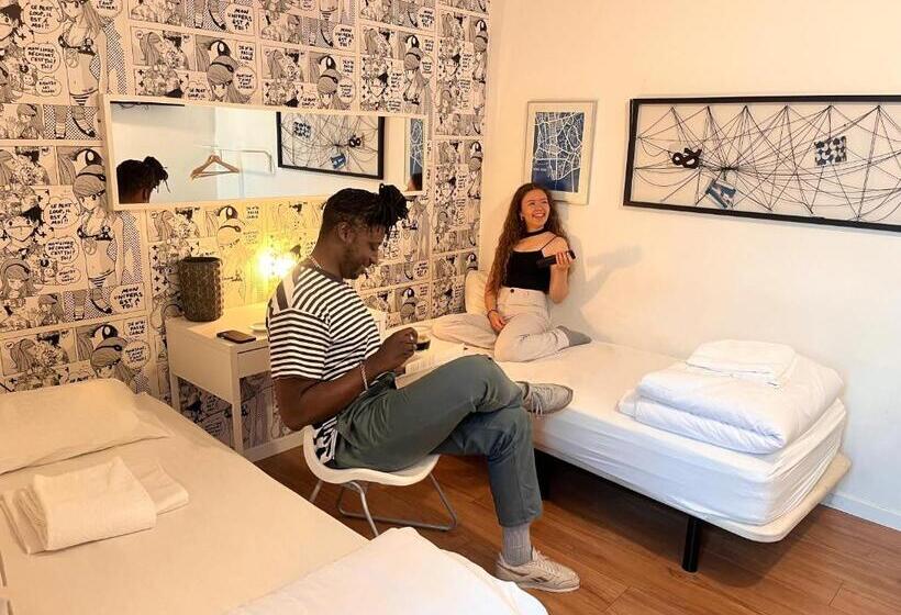 Standard Room Shared Bathroom, Lisbon Destination Hostel