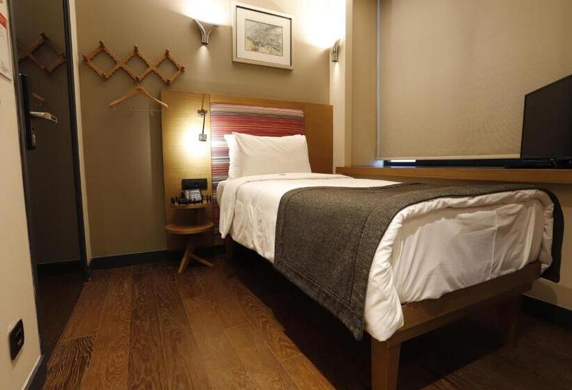 غرفة قياسية فردية, Bankerhan