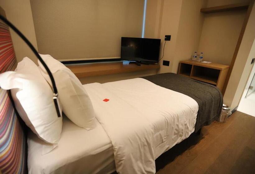 Standard Single Room, Bankerhan