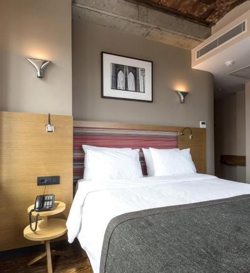 غرفة قياسية, Bankerhan