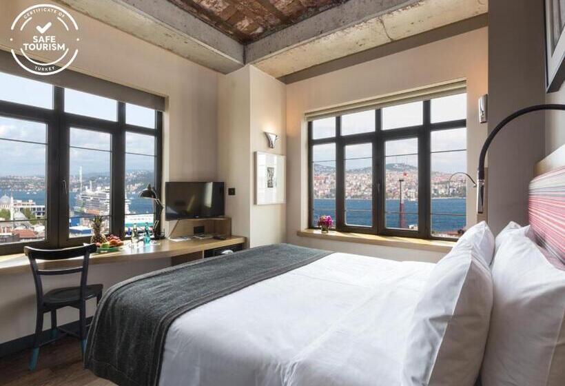 غرفة ديلوكس مطلّة علي البحر, Bankerhan