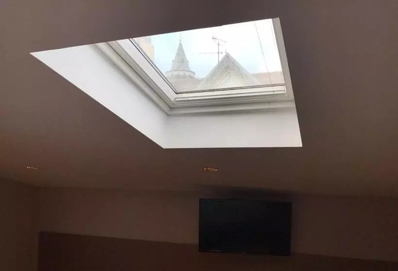 اتاق اجرایی با چشم‌انداز دریا, Bankerhan