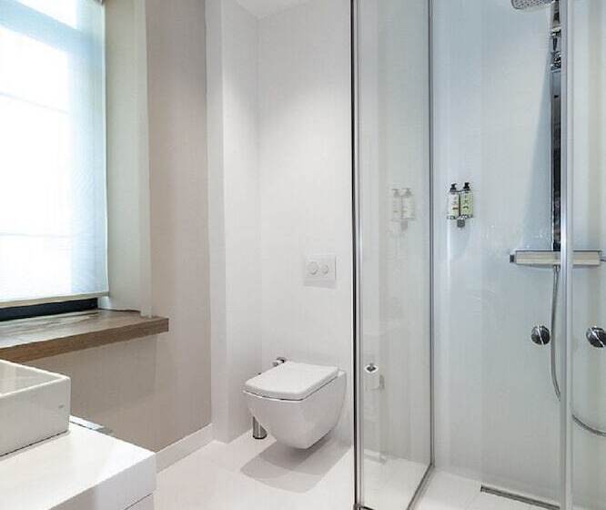 غرفة قياسية فردية, Bankerhan