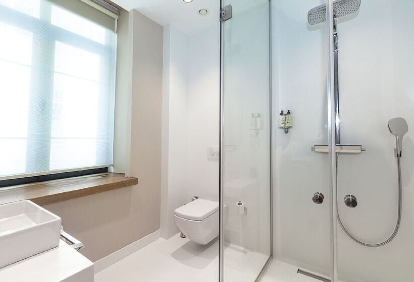 غرفة قياسية فردية, Bankerhan