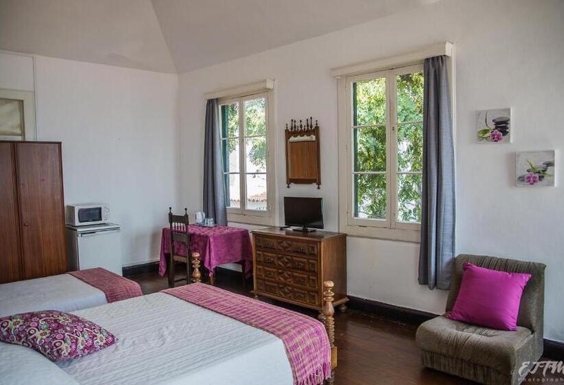 バスルーム共有のトリプルスタンダード, Vitorina Corte Guesthouse