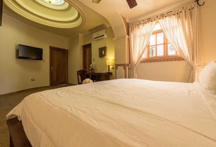 高级大房间, Casa Castel