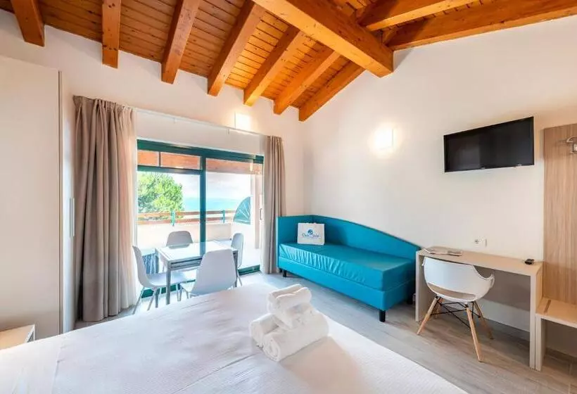 Standard studio with lake view, Club Del Sole Desenzano Lake Village