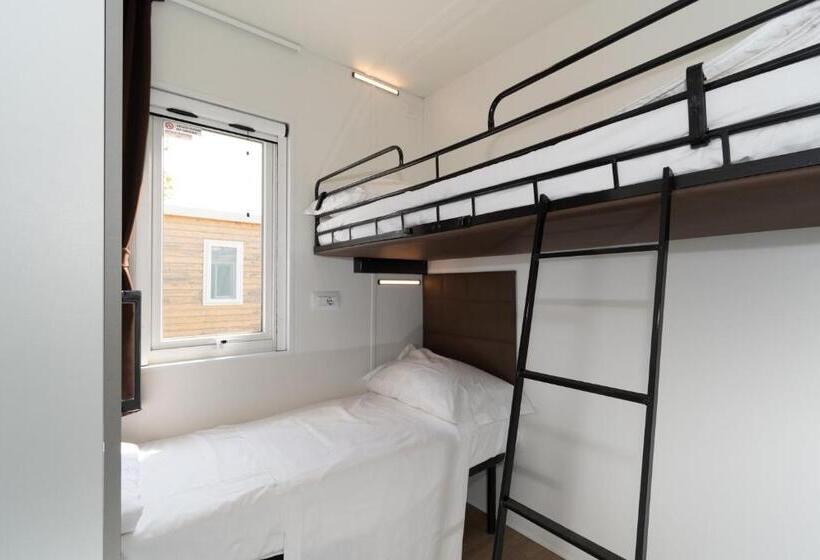 Superior room with lake view, Club Del Sole Desenzano Lake Village