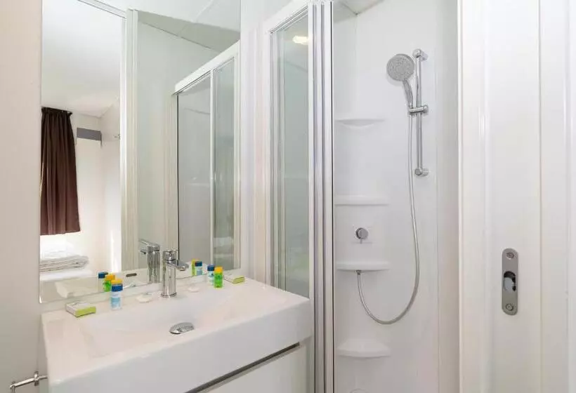 Superior room with lake view, Club Del Sole Desenzano Lake Village