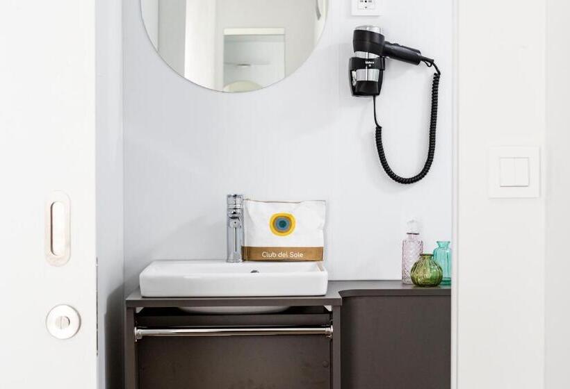 Люкс, Club Del Sole Desenzano Lake Village