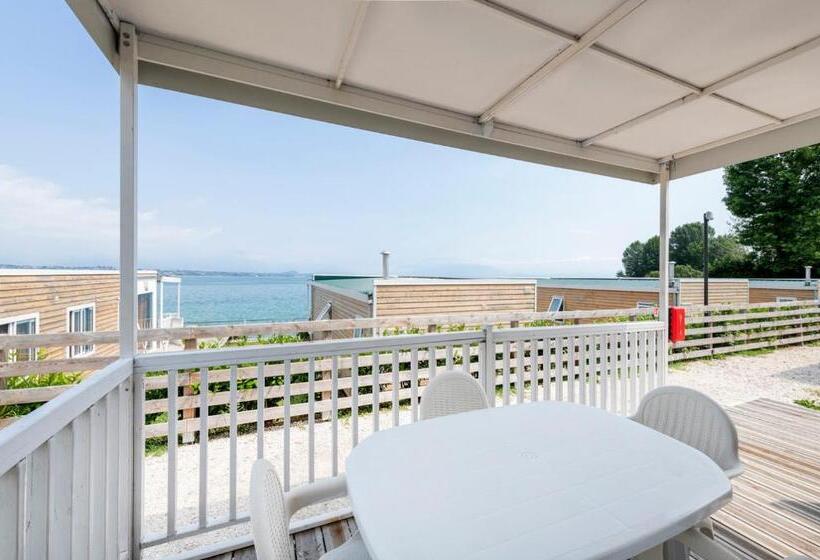 Superior room with lake view, Club Del Sole Desenzano Lake Village