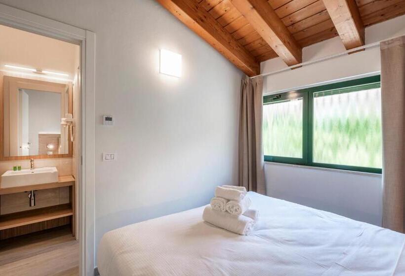 1 Bedroom Apartment Lake View, Club Del Sole Desenzano Lake Village