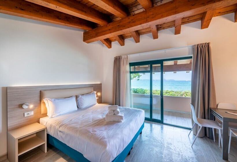 1 Bedroom Apartment Lake View, Club Del Sole Desenzano Lake Village