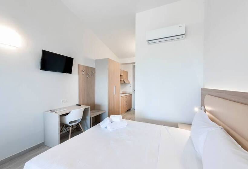 Студия Стандарт, Club Del Sole Desenzano Lake Village