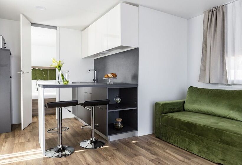 Люкс, Club Del Sole Desenzano Lake Village