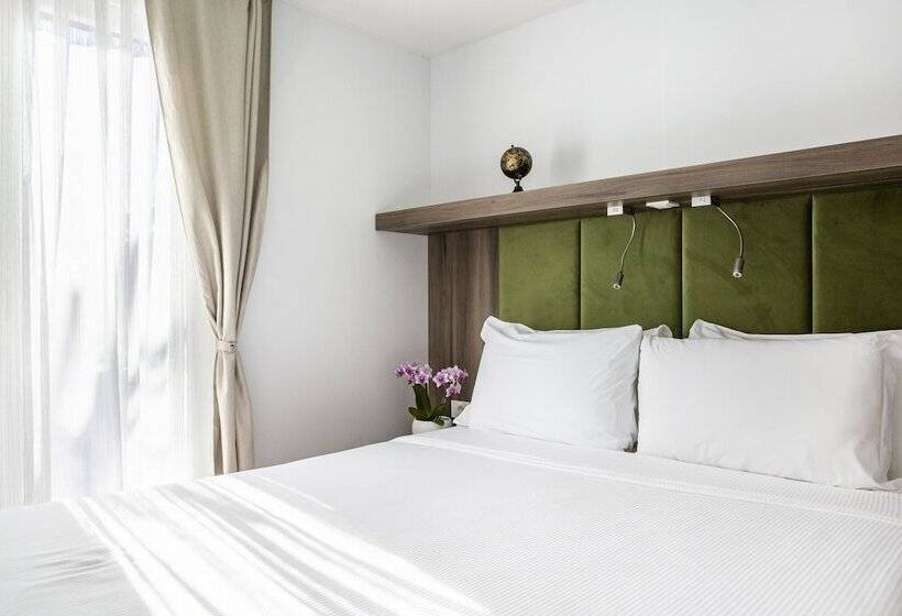 Люкс, Club Del Sole Desenzano Lake Village