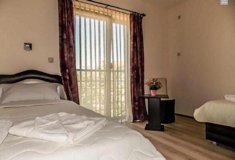 سوییت, Guesthouse Vila Dnd