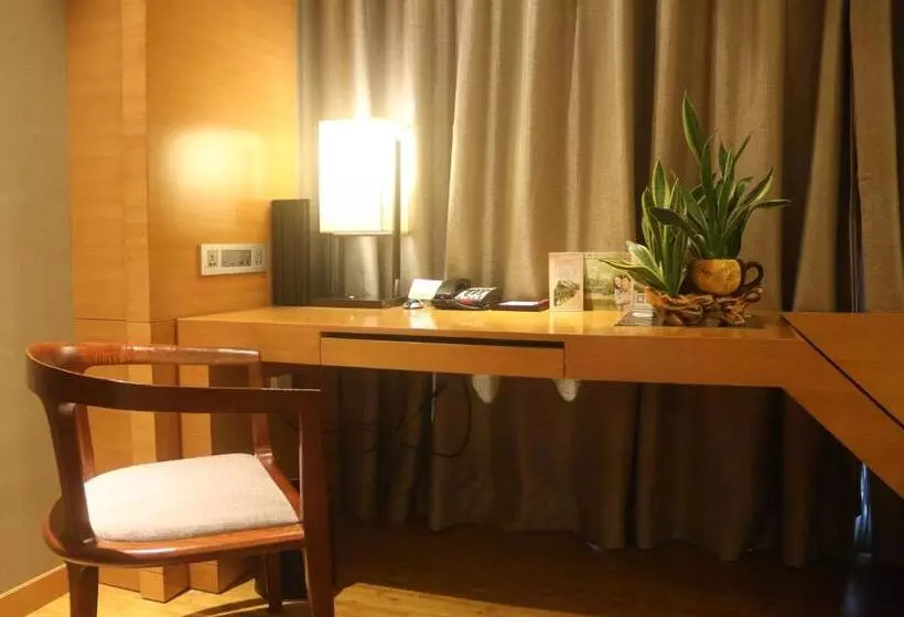 デラックスルーム, Hualuxe Yangjiang City Center, An Ihg