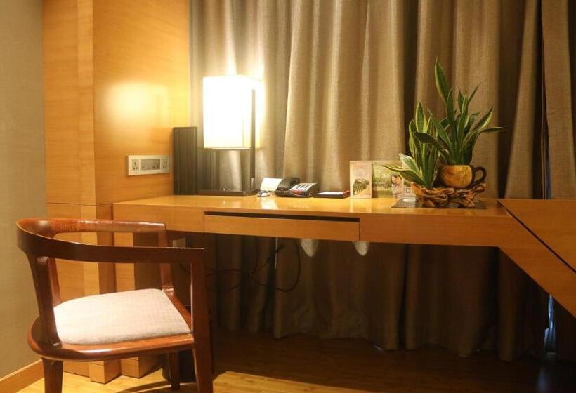 스탠다드 룸, Hualuxe Yangjiang City Center, An Ihg