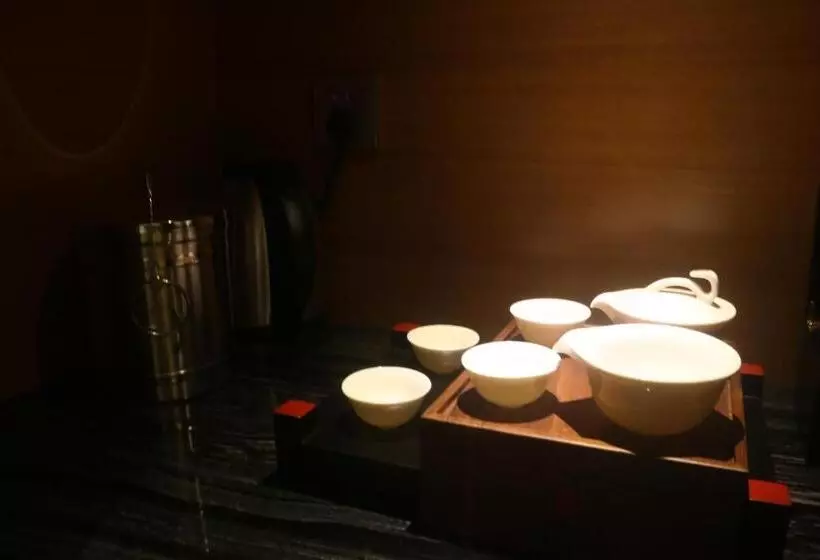 スタンダードルーム, Hualuxe Yangjiang City Center, An Ihg