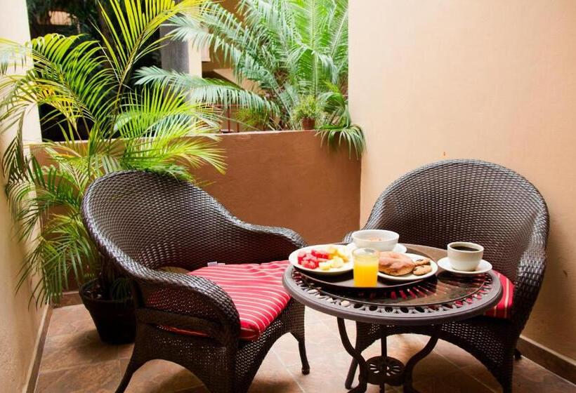 استودیو استاندارد با بالکن, Humuya Inn