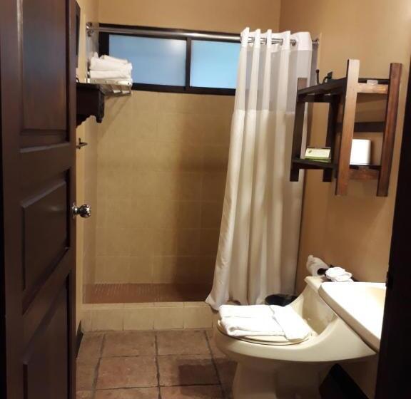 استودیو استاندارد با بالکن, Humuya Inn