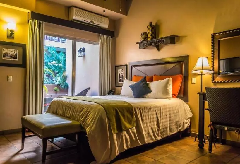 استودیو استاندارد با بالکن, Humuya Inn