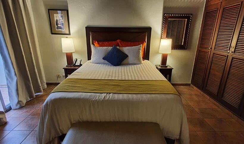 استودیو استاندارد با بالکن, Humuya Inn