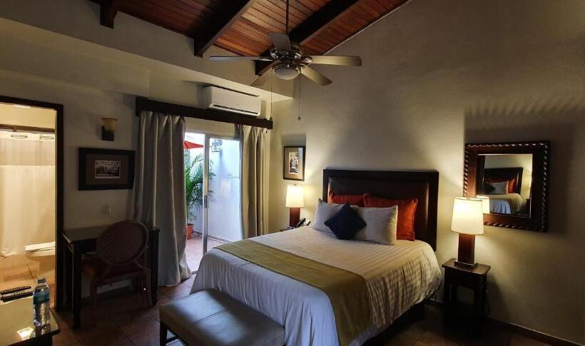 استودیو استاندارد با بالکن, Humuya Inn