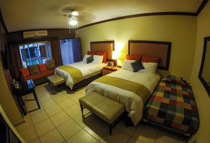 اتاق استاندارد سه نفره, Humuya Inn