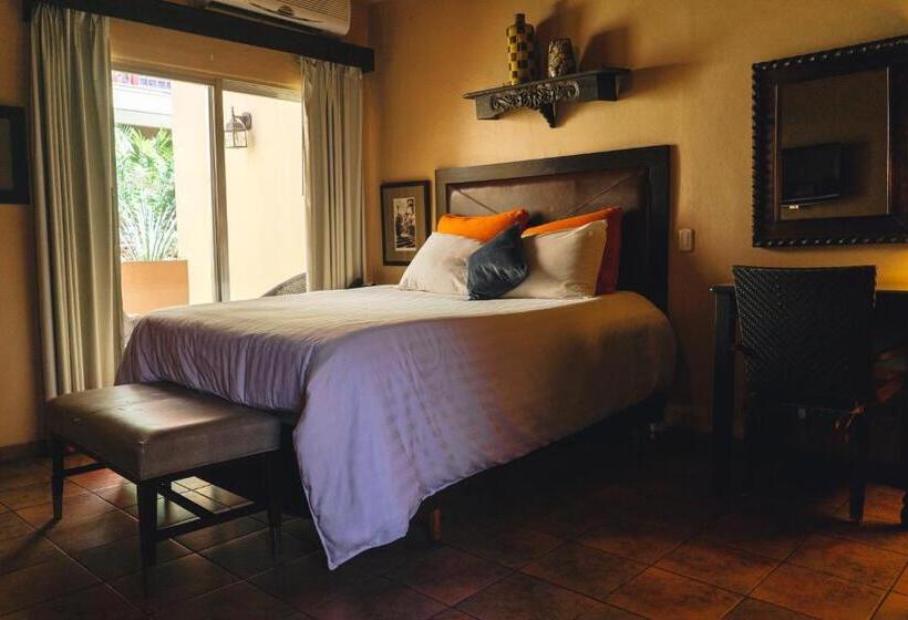 استودیو استاندارد با بالکن, Humuya Inn