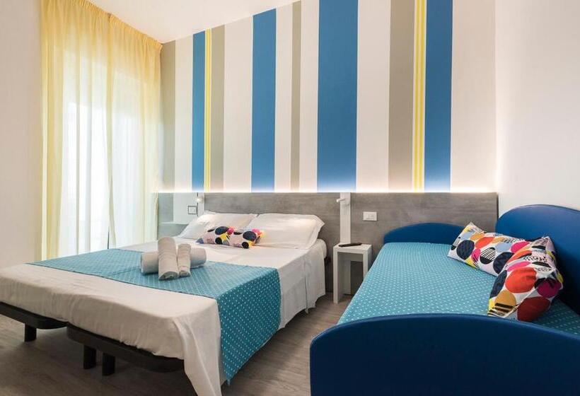 غرفة عائلية, Majorca