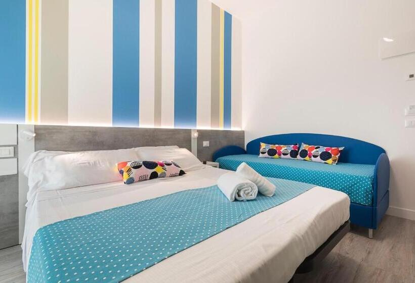 غرفة عائلية, Majorca