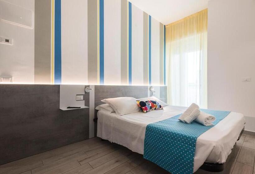 غرفة عائلية, Majorca