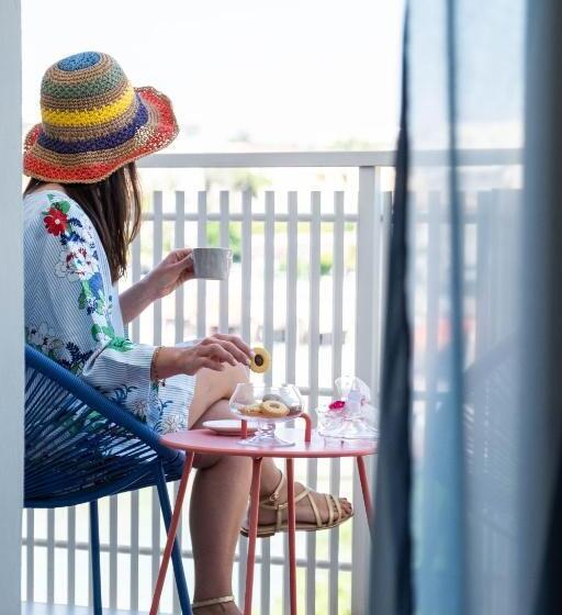 جناح جونيور, Majorca