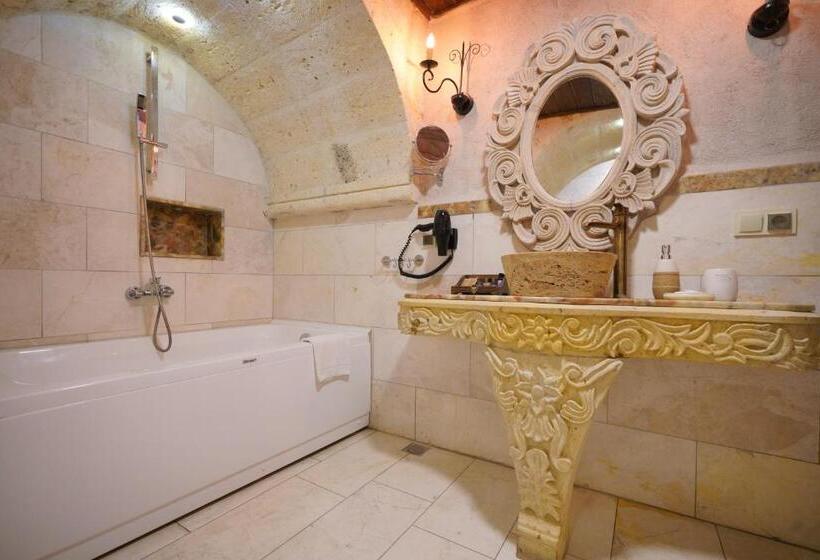 스위트 킹사이즈 침대, Mira Cappadocia
