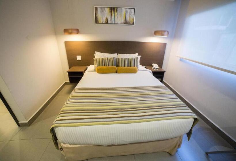 Номер Стандарт, Ojos Del Rio