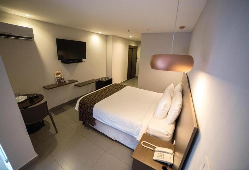 Номер Стандарт, Ojos Del Rio