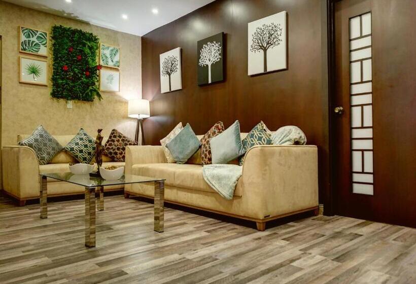 Президентский Люкс, Ojos Del Rio