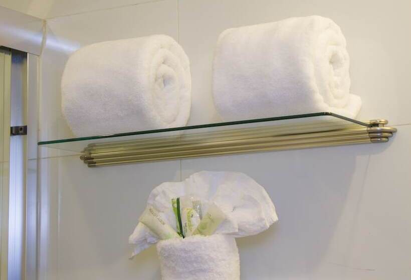 스탠다드 룸 더블 침대 2개, Ojos Del Rio