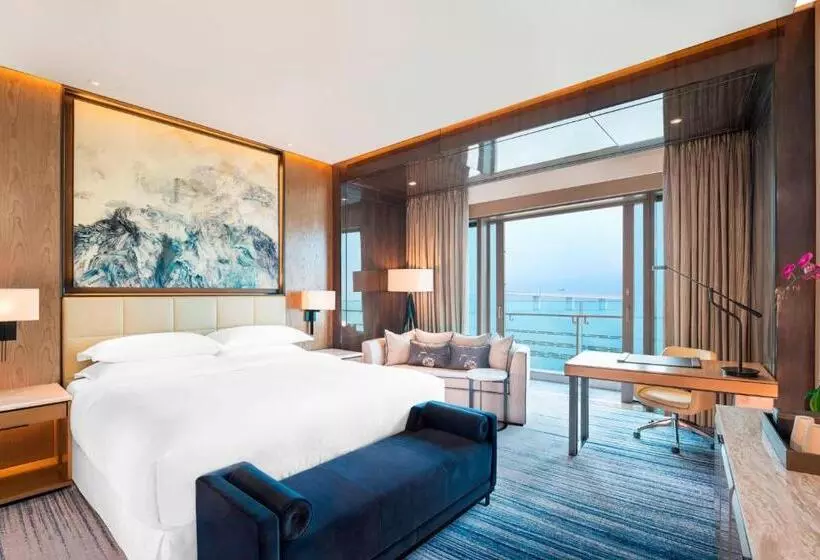 キングサイズベッドのスタンダードルーム, Sheraton Zhuhai