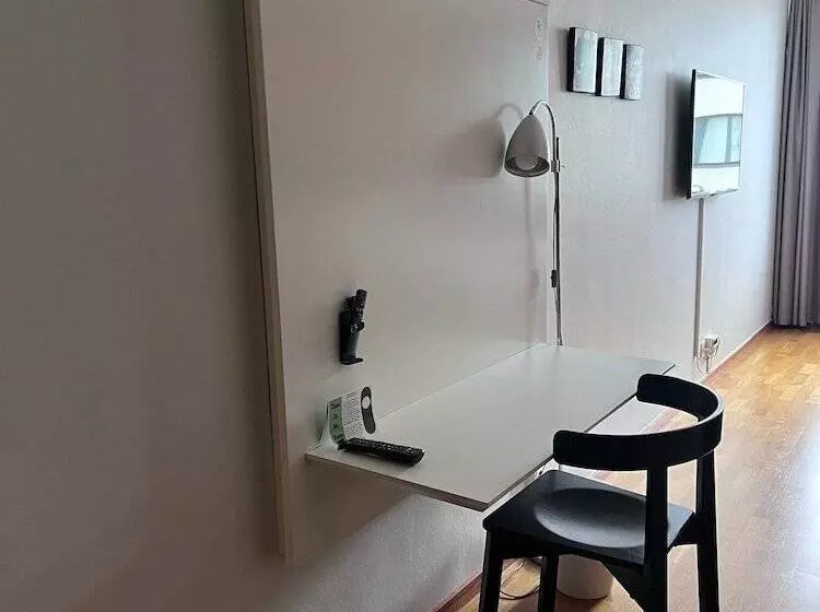 Standard Yhden Hengen Huone, City Central Hotel örebro By First Hotels