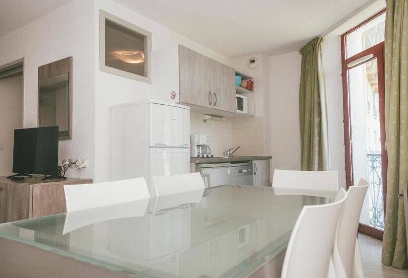 Апартаменты 2 Спальни, Terres De France   Appart Hotel Le Splendid