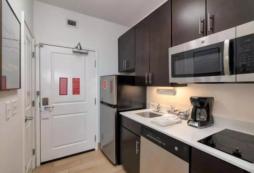 キングサイドベッドのスタンダードワンルーム, Towneplace Suites By Marriott Dallas Mckinney
