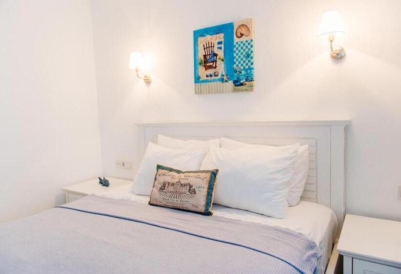 标准间, Via Farilya