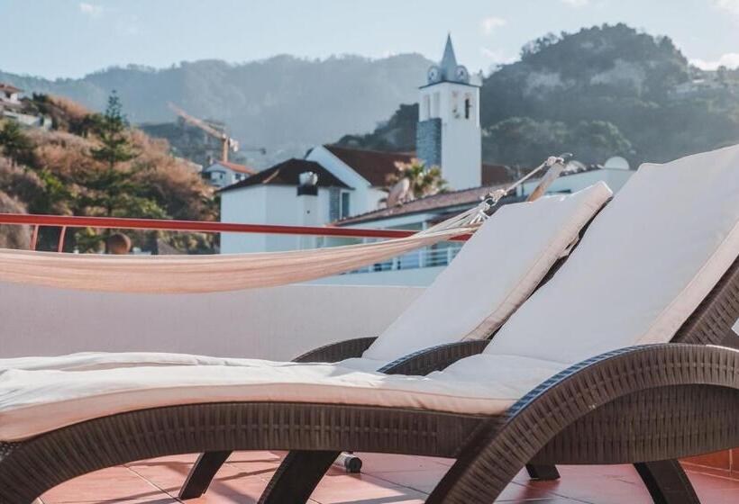 スイート, Vila Bela