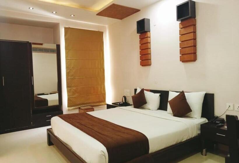 غرفة ديلوكس, Yash Regency