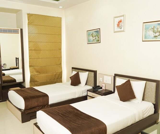 غرفة ديلوكس, Yash Regency