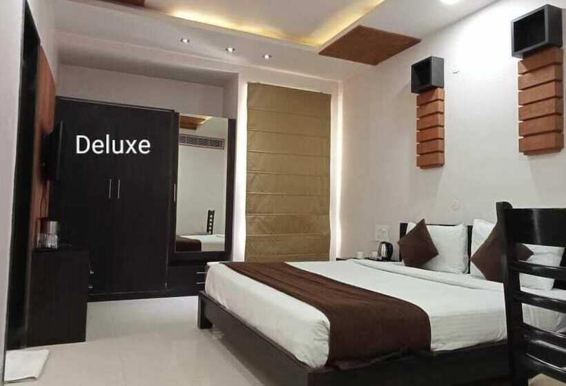 غرفة ديلوكس, Yash Regency