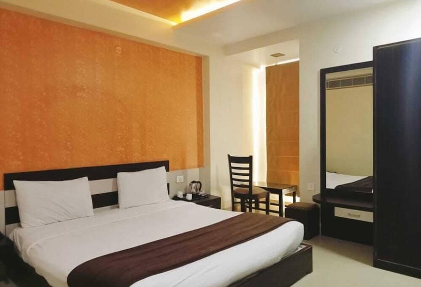 غرفة ديلوكس, Yash Regency